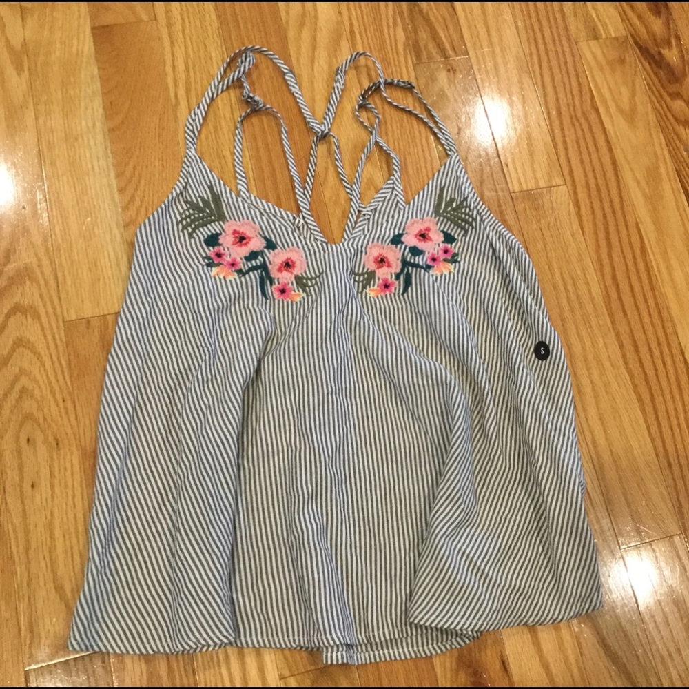 Hollister Small pretty summer sleeveless top, NWT